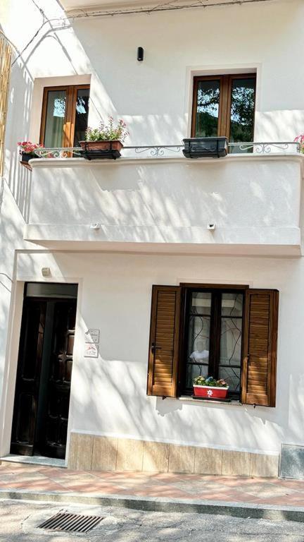 Casa Del Corso Hotel Dorgali Eksteriør billede
